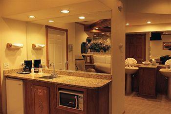 Sybaris Pool Suites Mequon Brown Deer Kültér fotó