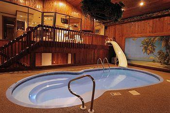 Sybaris Pool Suites Mequon Brown Deer Kültér fotó